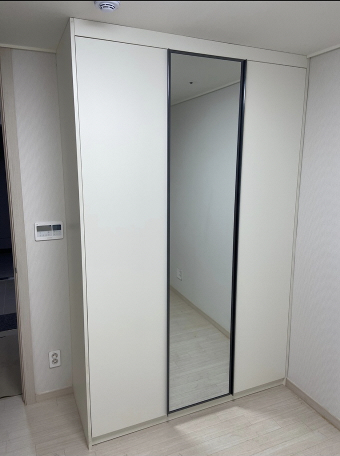 2049928719_4QUF7P8Y_dfaf5987c1b6c33ead89fa0db62df78f7e4f2f8e.jpg 이미지크게보기